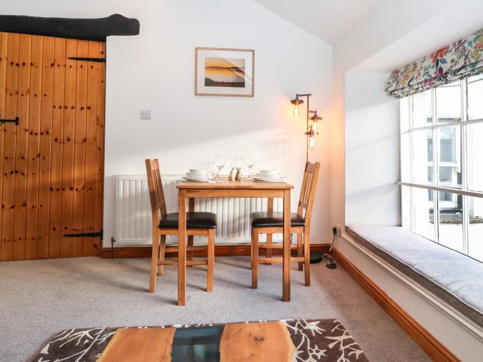 Spinners Loft, in Hawkshead, Cumbria. In Lake District National Park. Central location. Pet-friendly