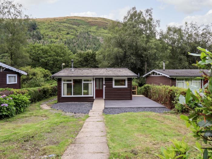 Chalet 2, Plas Y Dinas Holiday Park, Dinas Mawddwy, Gwynedd. 3 bedrooms. Single-storey. Pet-friendly