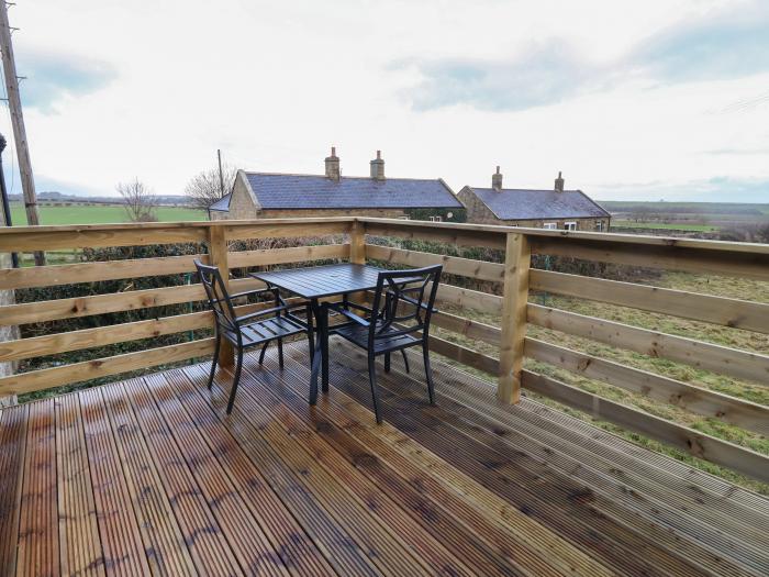 Henhill Lodge, Chathill near Seahouses, Northumberland. Countryside location. Near National Park. TV