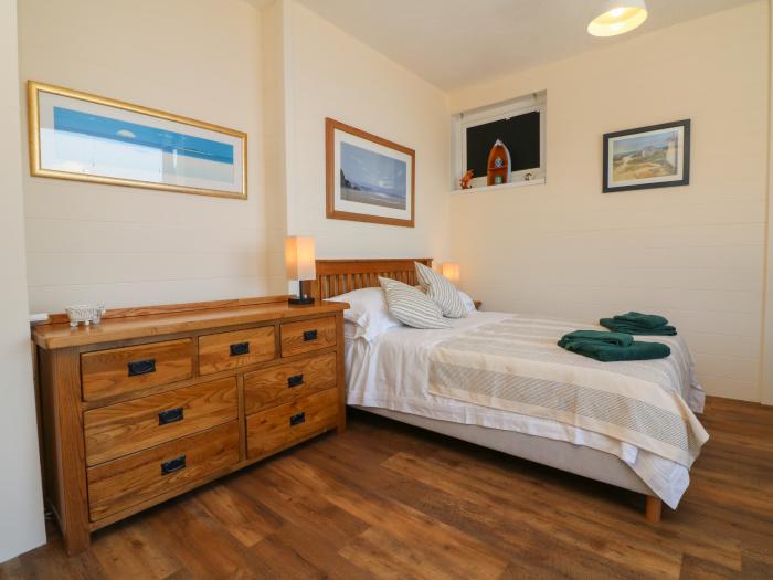 At the Bay Apartment, Hele Bay, Ilfracombe, Devon. Close to a shop, a pub and a beach. TV and Wi-Fi.