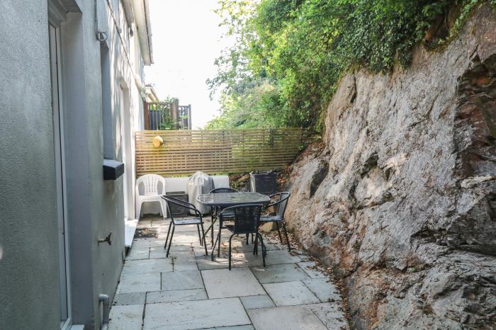 8 Rosewall Cottages, St Ives, Cornwall. Off-road parking. Enclosed courtyard. Near shop and a beach.