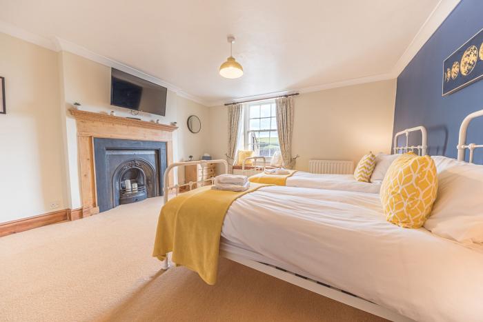 Abbey Farm House, St Bees, Cumbria. Large property sleeping 16. Pet-friendly. Off-road parking. AGA.