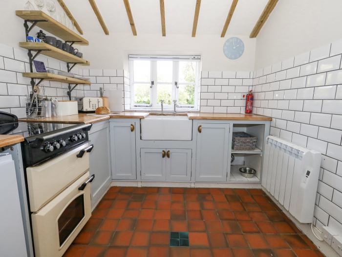 Wayside, Stoke Abbot near Beaminster, Dorset. In the Dorset AONB. Woodburning stove. Enclosed garden