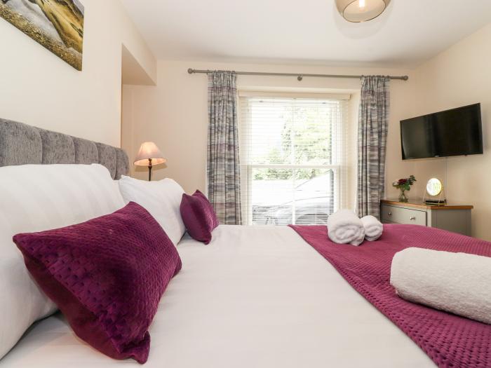 Greta View, Keswick, Cumbria. Lake District National Park. Amenities and attractions nearby. Stylish