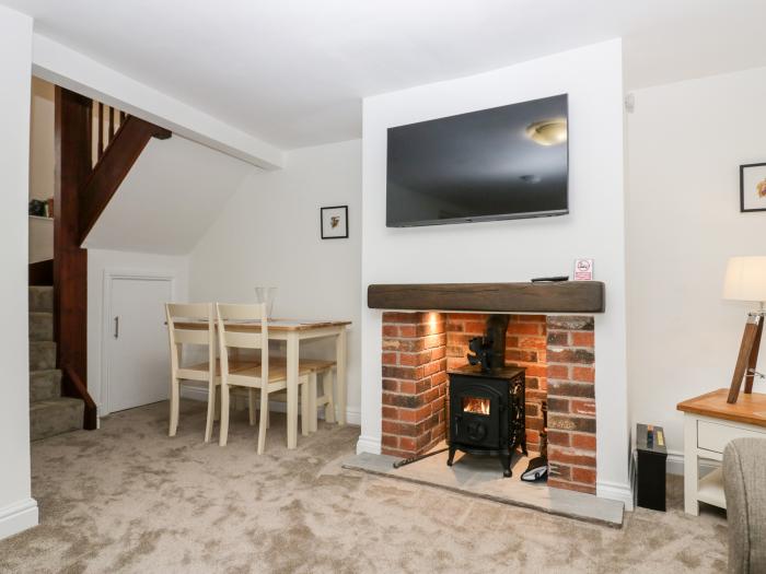 Ramblers Rest, rests in Sedbergh, in Cumbria. In National Park. Woodburning stove. Smart TV. Parking