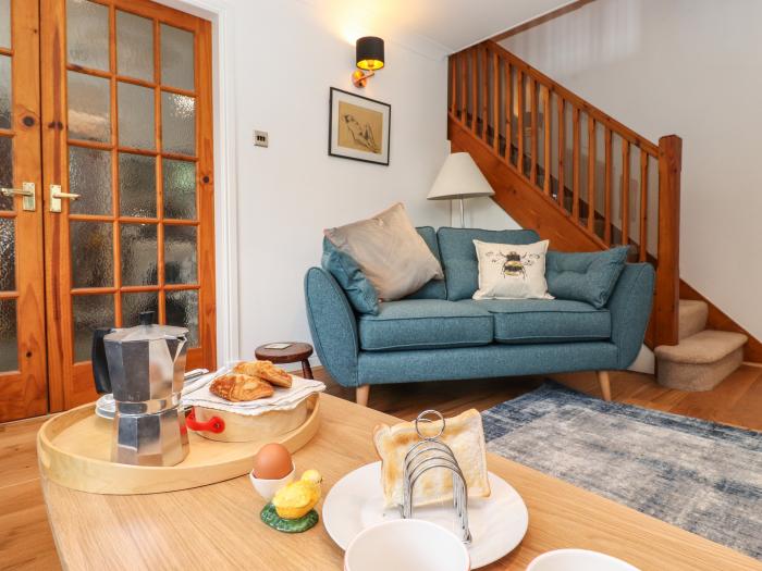 Cherry Tree Cottage is in Windermere, Cumbria. Two-bedroom cottage in National Park. Near amenities.