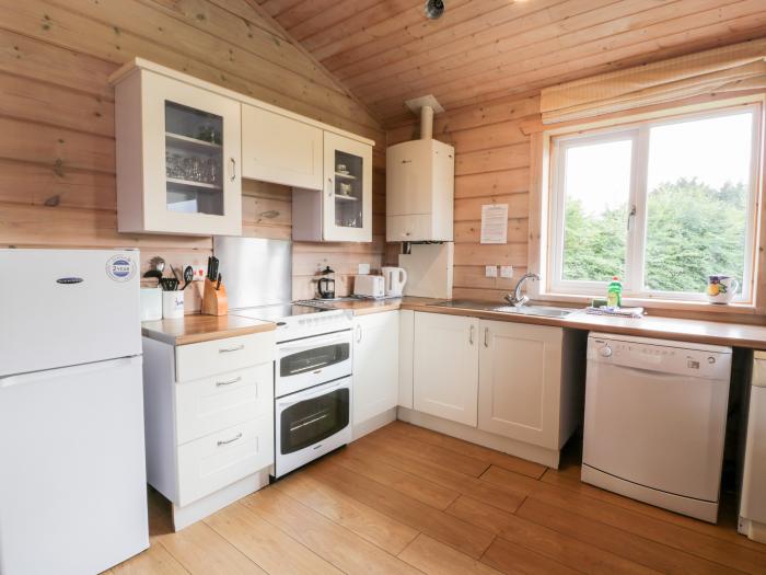 Curlew Lodge, Kirkbean near Southerness, Dumfries & Galloway. Open plan. Ground-floor living. Garden