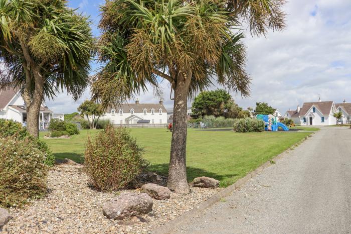 Sandeel Bay nr Fethard-On-Sea, County Wexford. Three-bedroom home with on-site facilities. Sea views