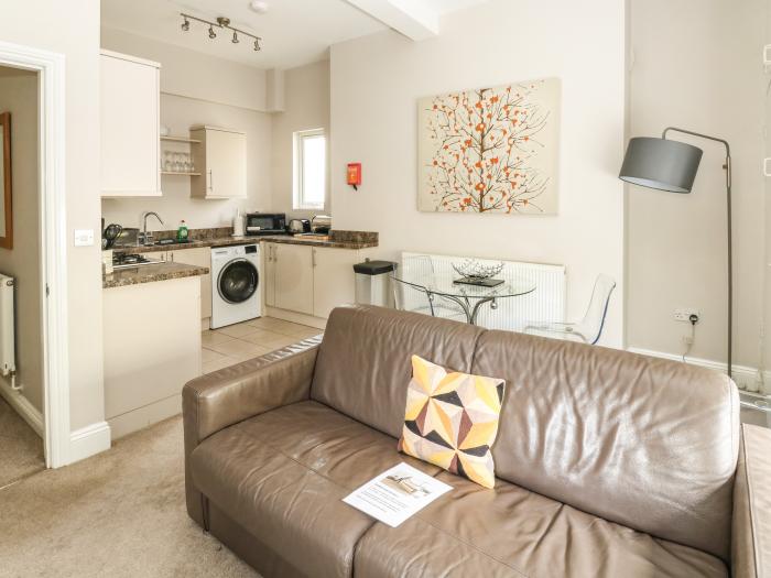 Apartment 11 Astor House, in Plymouth, Devon. Ground-floor apartment near beach and amenities. Pets.