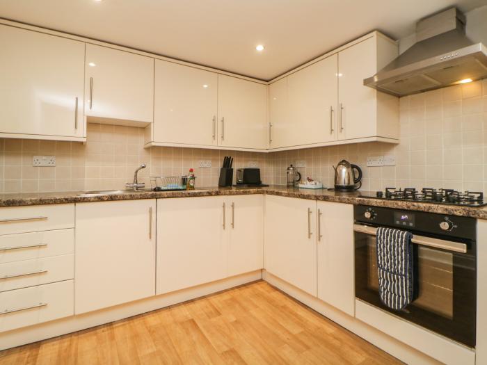 Apartment 30 Trinity Mews in Torquay, Devon. Ground-floor apartment, ideal for families. Near beach.