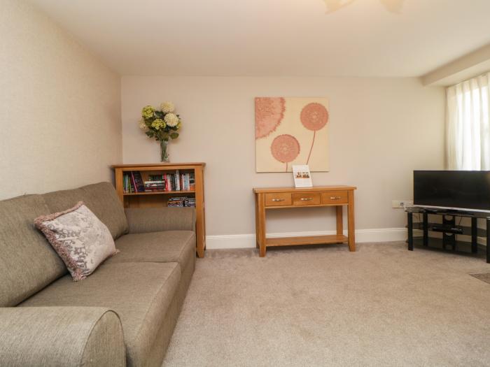 Apartment 30 Trinity Mews in Torquay, Devon. Ground-floor apartment, ideal for families. Near beach.