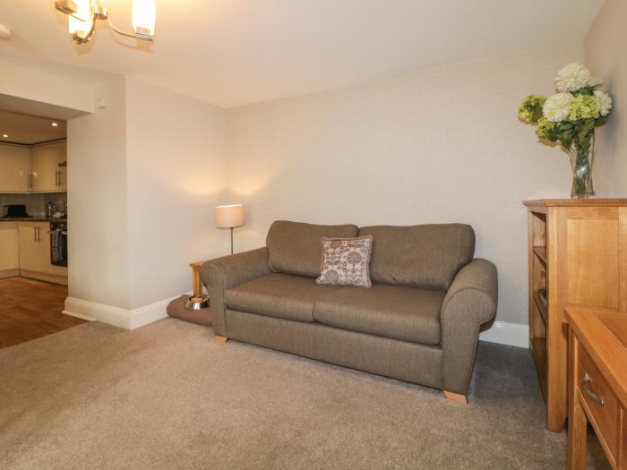 Apartment 30 Trinity Mews in Torquay, Devon. Ground-floor apartment, ideal for families. Near beach.