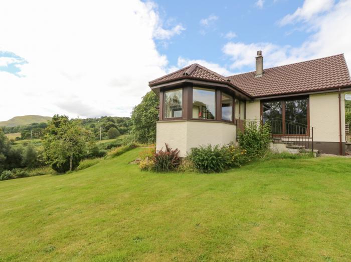 Maybank, Scottish Highlands. Four-bedroom home with mountain views. Pets welcome.