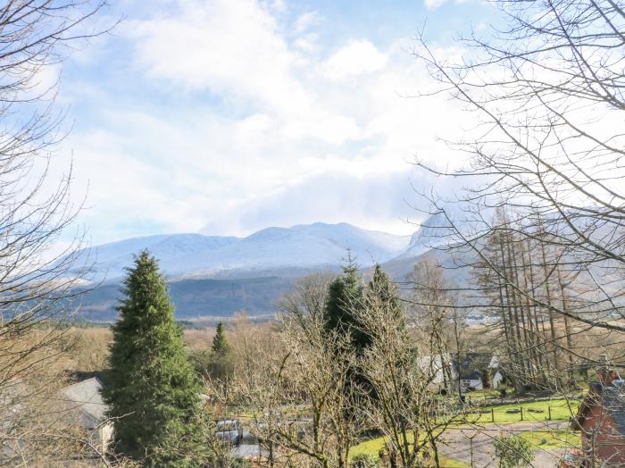 Maybank, Scottish Highlands. Four-bedroom home with mountain views. Pets welcome.