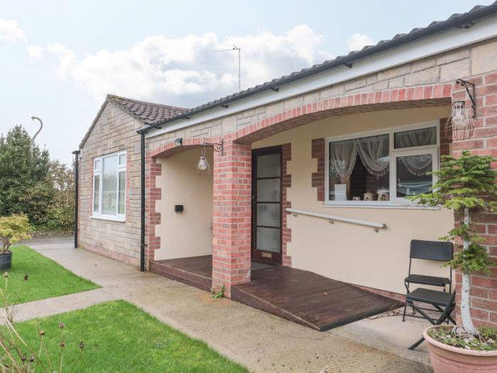 Russet located nr Mark, Somerset. Three-bedroom bungalow, enjoying countryside views. Single-storey.