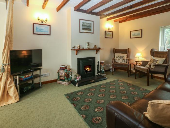 The Cottage at Ty Newydd, Brynsiencyn, Wales. Off-road parking. Near National Park. Countryside view