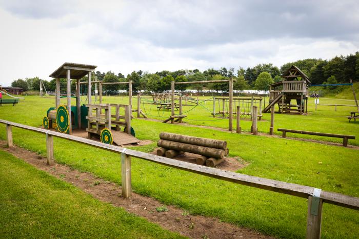 Bedale View Lodge, Wykeham near East Ayton, North Yorkshire. Near a National Park. Off-road parking.