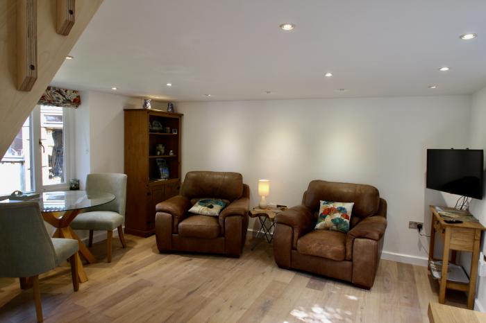 The Studio @ Dan Y Garn is in Newport, Pembrokeshire. One-bedroom, eco-home, ideal for couples. Pets