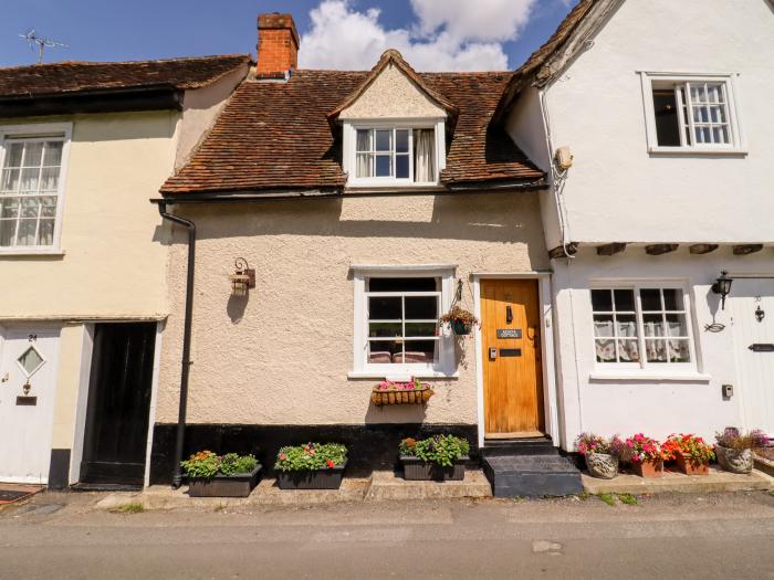 22 Church Ponds, Castle Hedingham, Essex. Character cottage. Exposed beams. Enclosed garden. 3-beds.