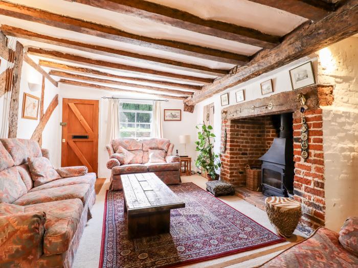 22 Church Ponds, Castle Hedingham, Essex. Character cottage. Exposed beams. Enclosed garden. 3-beds.