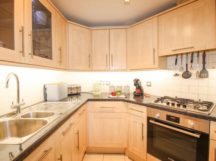 Sandy Haven is located in Swanage, Dorset. Two-bedroom apartment, near amenities and beach. In AONB.