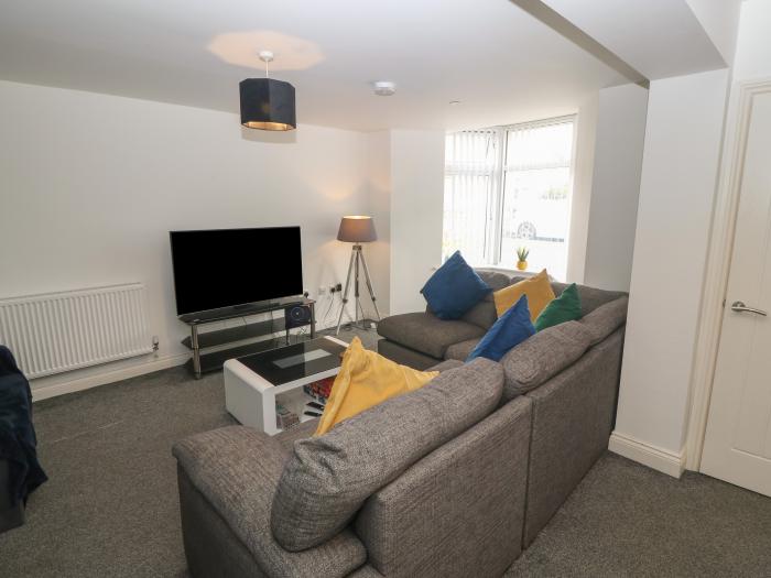 1 Dulas Apartments, Llanddulas