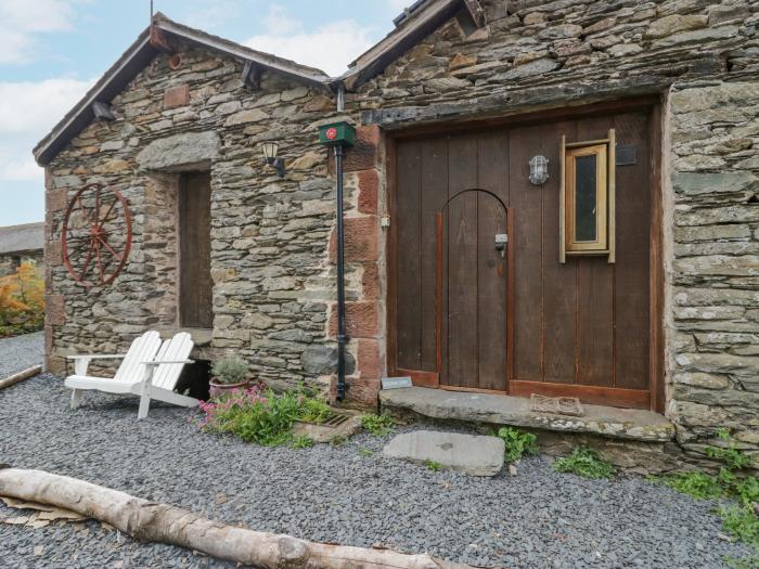 Dog Crag Cabin near Silecroft, Cumbria. Romantic escape with countryside views. Pet-friendly. Rural.