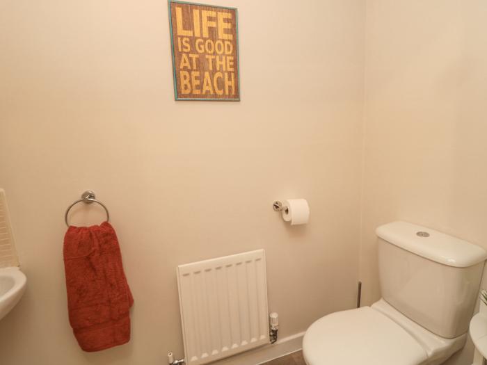 Brucap Cottage, Beadnell, Northumberland. Three bedrooms. Coastal location. Beach short walk & WiFi.