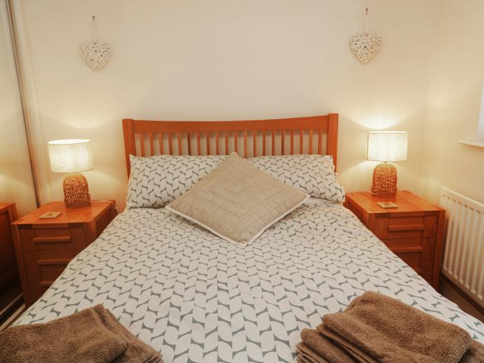 Brucap Cottage, Beadnell, Northumberland. Three bedrooms. Coastal location. Beach short walk & WiFi.