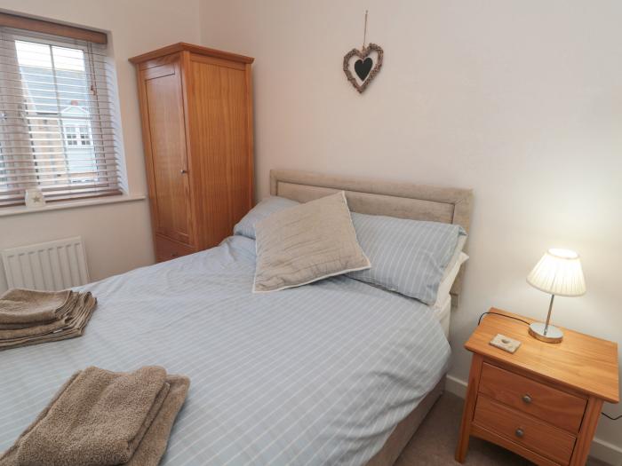 Brucap Cottage, Beadnell, Northumberland. Three bedrooms. Coastal location. Beach short walk & WiFi.