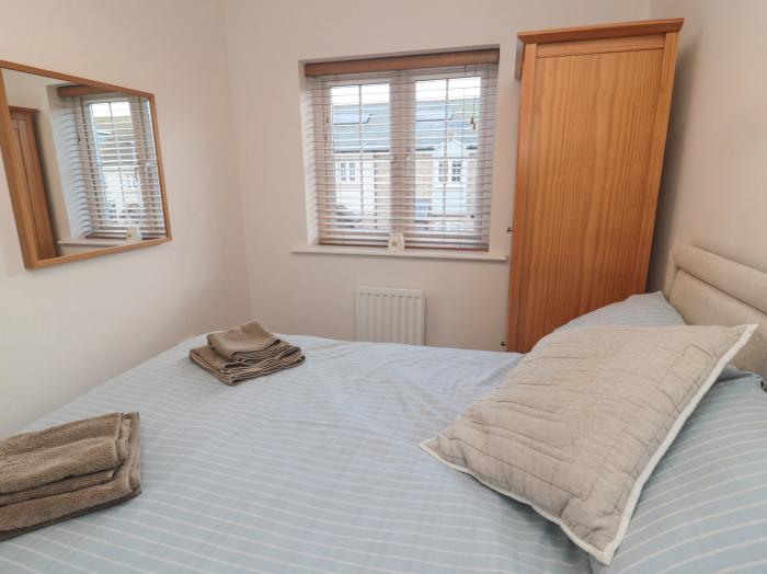 Brucap Cottage, Beadnell, Northumberland. Three bedrooms. Coastal location. Beach short walk & WiFi.