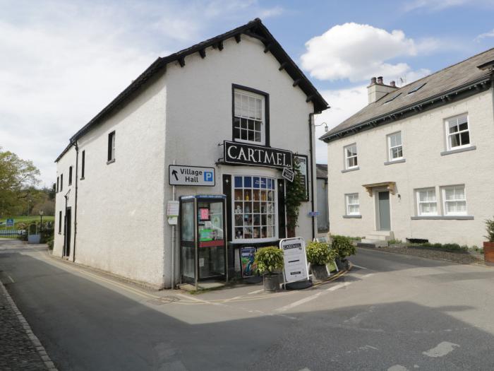 Bay Tree Lodge, Cartmel, Cumbria. Single-storey. Woodburning stove. Decking with furniture. Smart TV