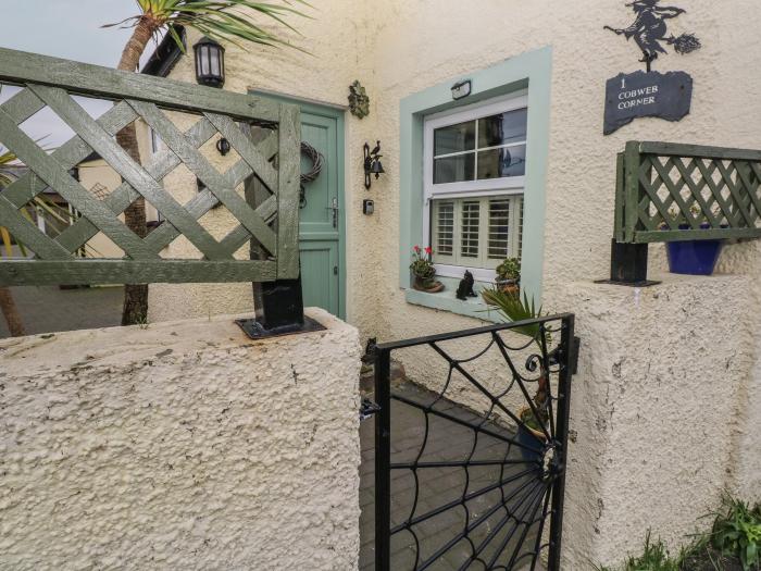 Cobwebs Corner is in Porthcawl, Bridgend. Three-bedroom home resting near beach and amenities. Pets.