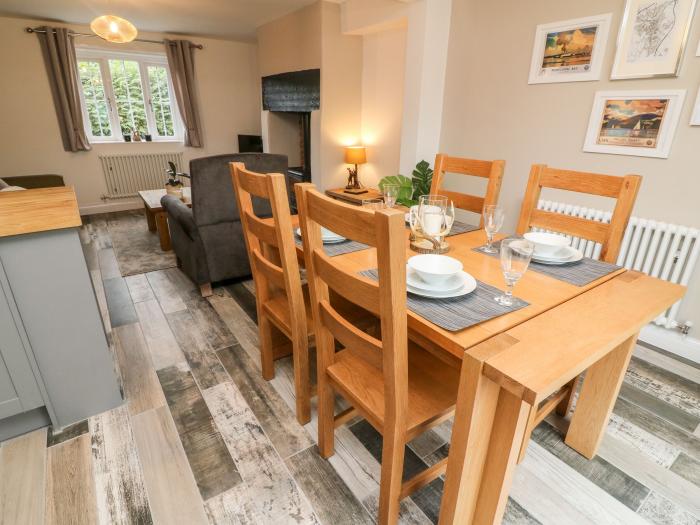 2 Morton Cottages near Garstang, Lancashire. Two-bedroom cottage with enclosed garden. Pet-friendly.