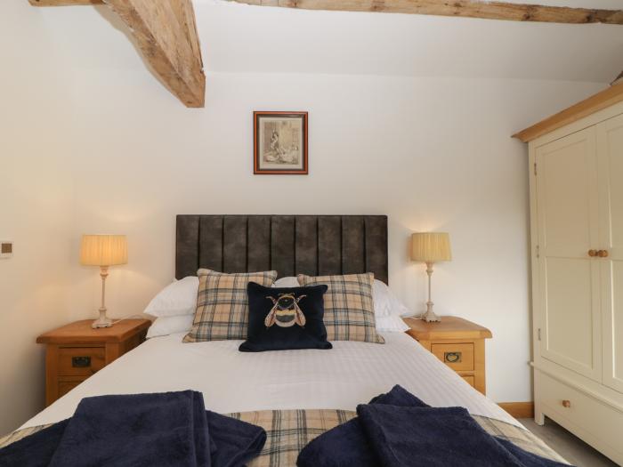 Keepers Barn is near Bromyard, Herefordshire. One-bedroom abode, ideal for a couple. Stylish. Garden