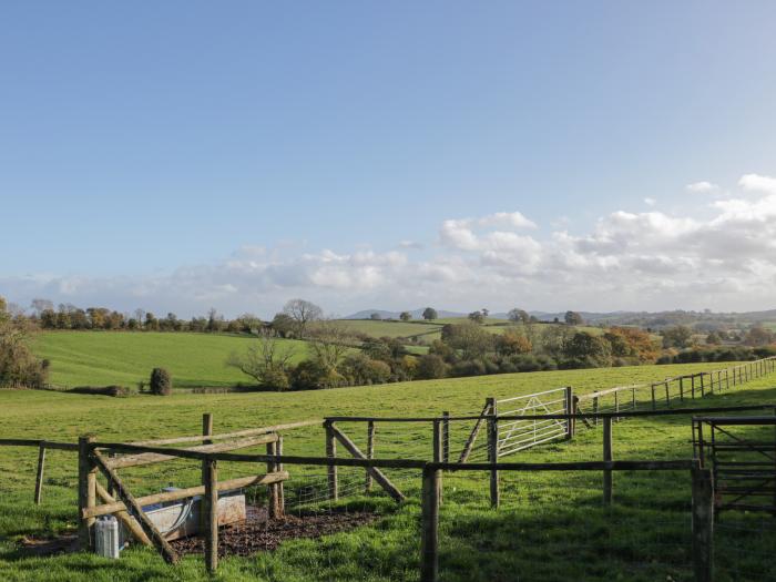 The Cow Shed, Bromyard, Herefordshire. Two-bedroom abode with rural views. Family-friendly. Stylish.