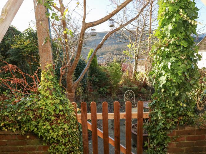 Hillside Holiday Cottage, Pentre, Rhondda Cynon Taff, Wales. Woodburning stove. Near a National Park