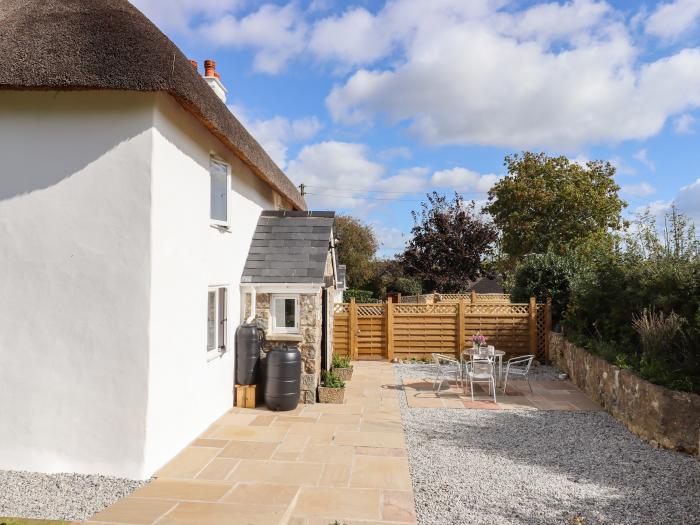 2 Coldeast Cottages, is near Newton Abbot, Devon. Two-bedroom, Grade II listed cottage. Rural views.