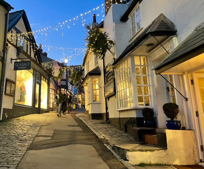 Malabar House is in Lyme Regis, Dorset. Four-bedroom, Grade II listed home, near beach and amenities