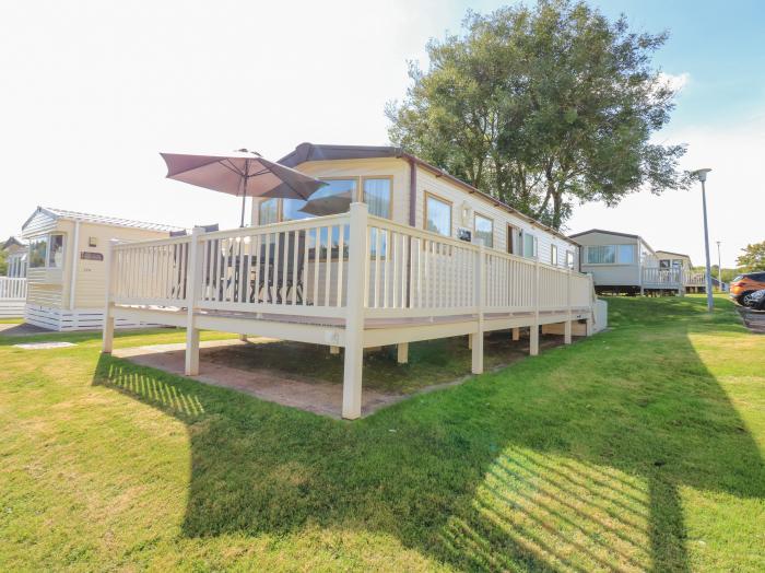 E10 Eagle Meadows in Paignton, Devon. Open-plan living space. Shared indoor and outdoor heated pool.