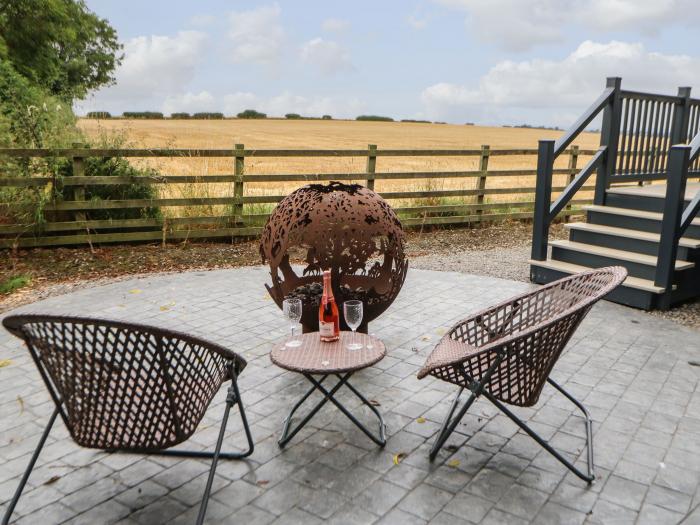 The Stang Hideaway, Eppleby, Durham. One-bedroom lodge, ideal for couples. Pet-friendly. Rural views