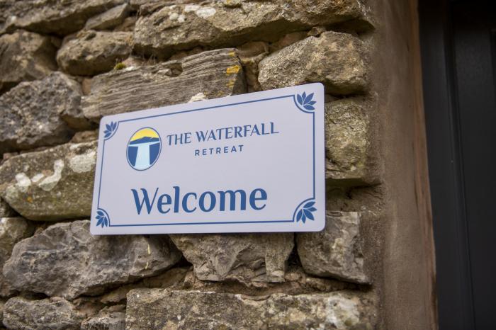 Waterfall Retreat near Orton, Cumbria. Nine-bedroom home near national park. Waterfall views. Rural.