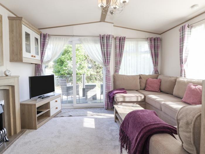 29 Lakes View, in Warton near Carnforth, Lancashire. Near the Lake District National Park. Smart TV.