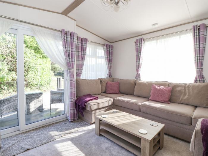 29 Lakes View, in Warton near Carnforth, Lancashire. Near the Lake District National Park. Smart TV.