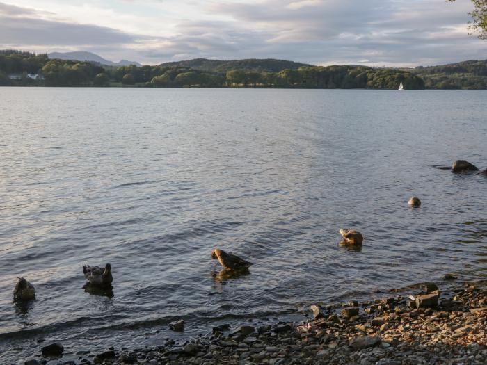 The Homestead Lodge is in Troutbeck Bridge, Cumbria. One-bedroom lodge, ideal for couples. Near lake