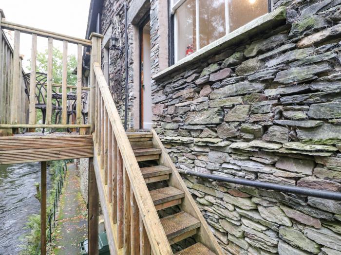 Riverbank, Grasmere, Cumbria. Duplex apartment, set in a national park. Near amenities. Pet-friendly