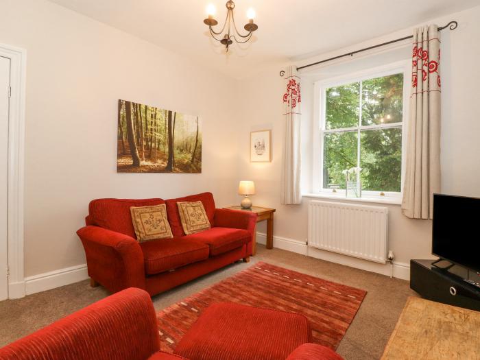 Riverbank, Grasmere, Cumbria. Duplex apartment, set in a national park. Near amenities. Pet-friendly