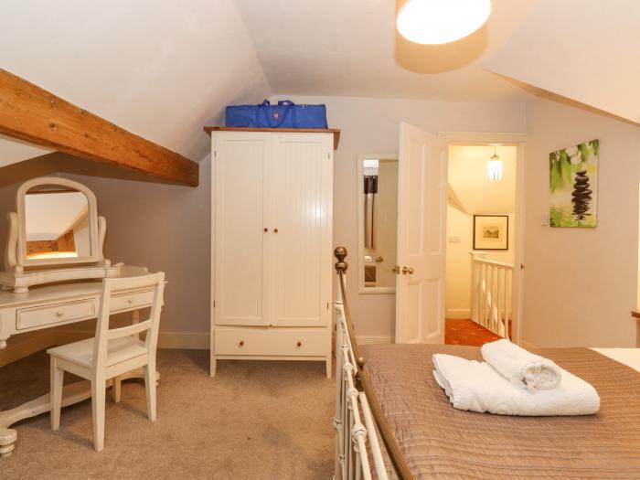 Riverbank, Grasmere, Cumbria. Duplex apartment, set in a national park. Near amenities. Pet-friendly