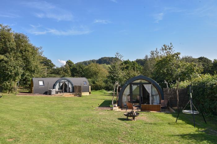 Maple near Charmouth, Dorset. Two-bedroom pod with countryside views. Open-plan living. Pet-friendly