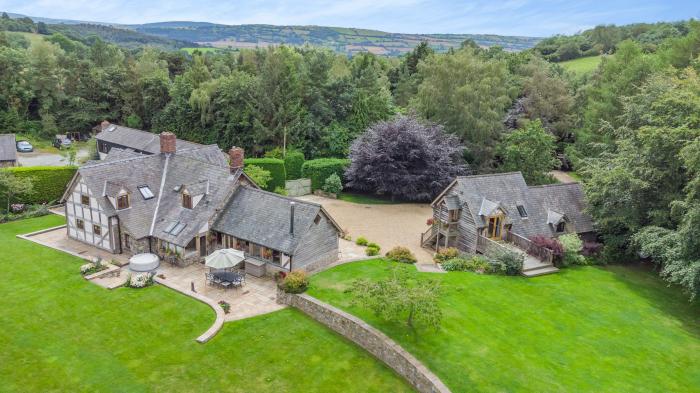 Pultheley Cottage, Churchstoke, Shropshire. First-floor apartment. Perfect for two. Open-plan living